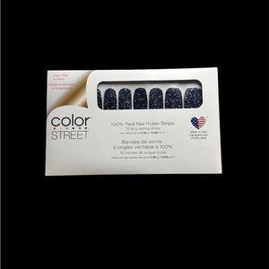 Color street nail strips - holidaze